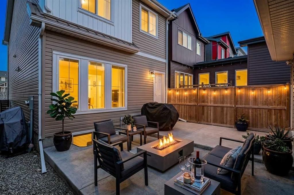 226 148 Avenue NW, Calgary — main listing photo