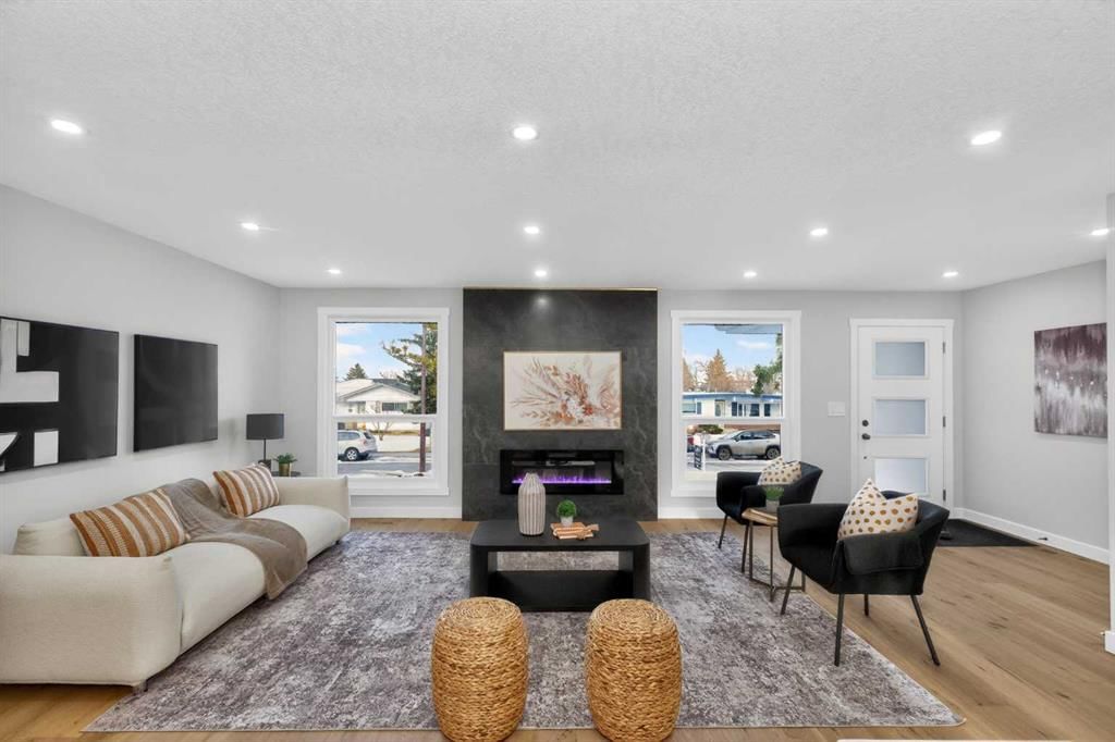 12031 Candiac Road SW, Calgary — photo 3 of 33