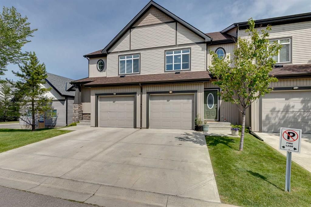 72 Copperpond Landing SE, Calgary — photo 3 of 32