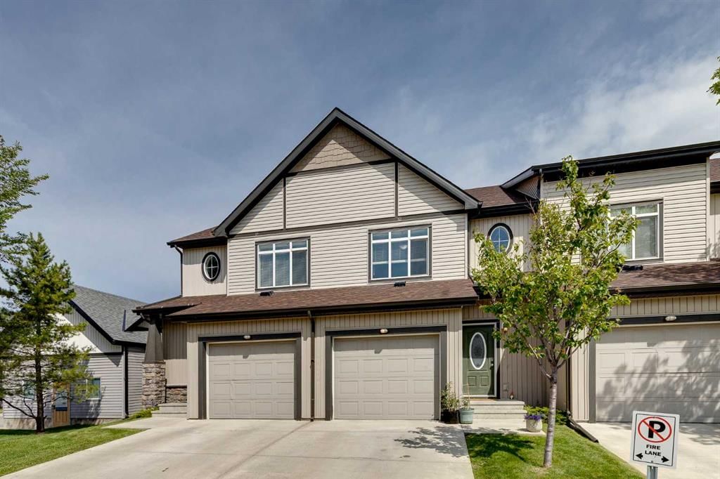 72 Copperpond Landing SE, Calgary — photo 4 of 32