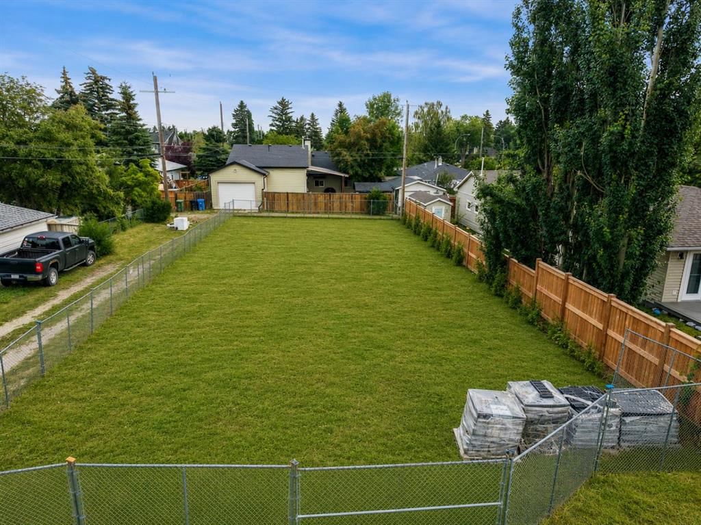 2624 Granville Street SW, Calgary — photo 4 of 9