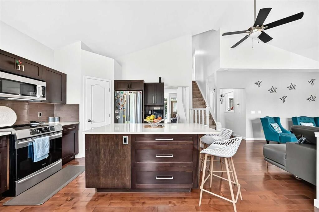 152 Chaparral Drive SE, Calgary — photo 4 of 48
