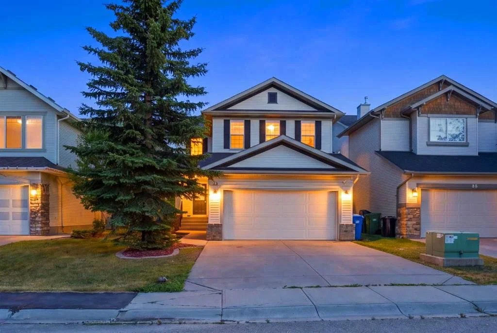84 Cougar Ridge Circle SW, Calgary — main listing photo