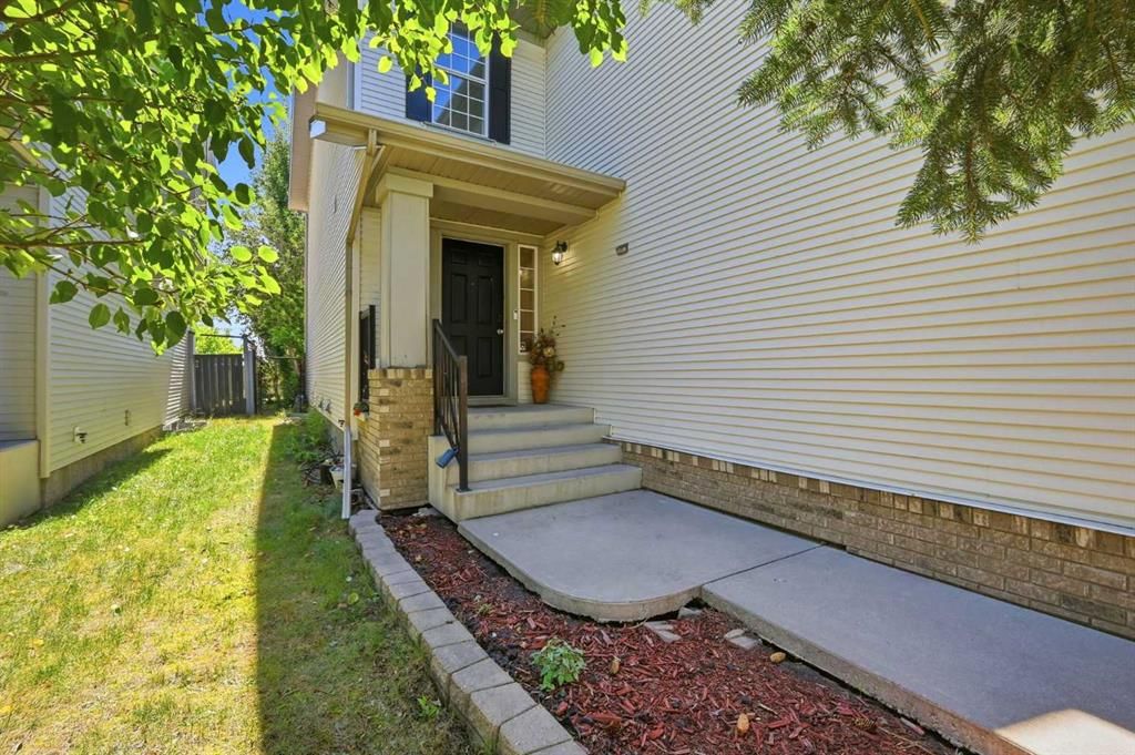 84 Cougar Ridge Circle SW, Calgary — photo 5 of 47