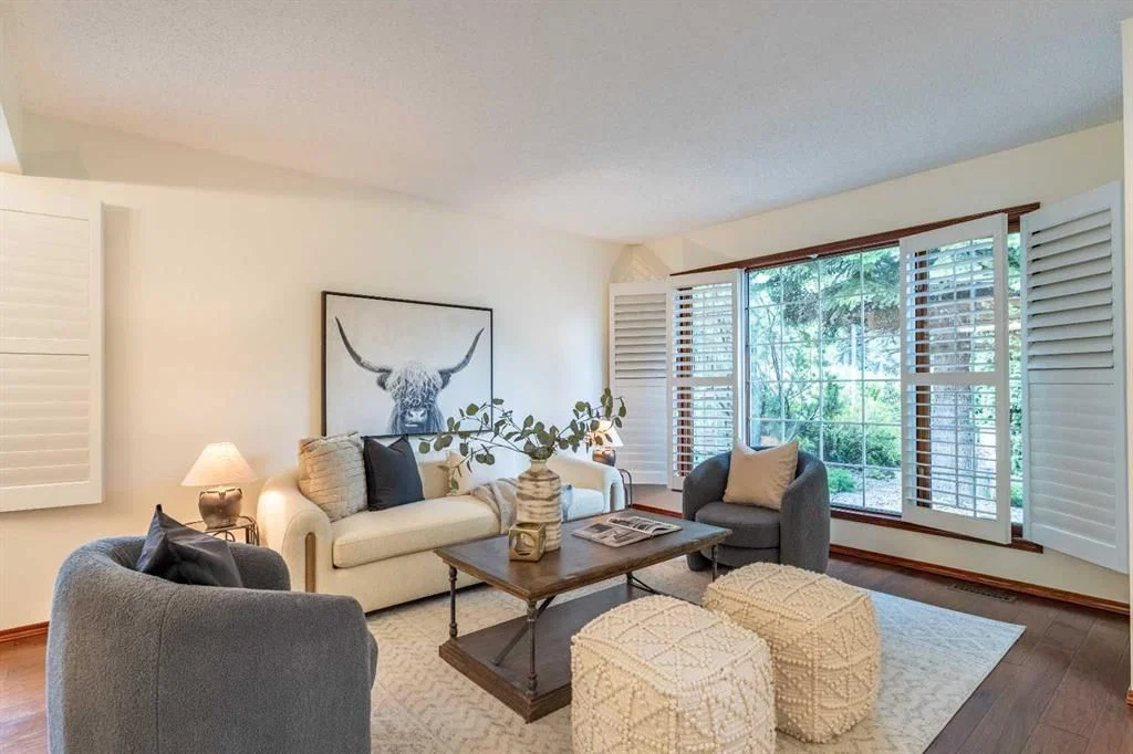 46 Mountain Park Drive SE, Calgary — photo 4 of 50