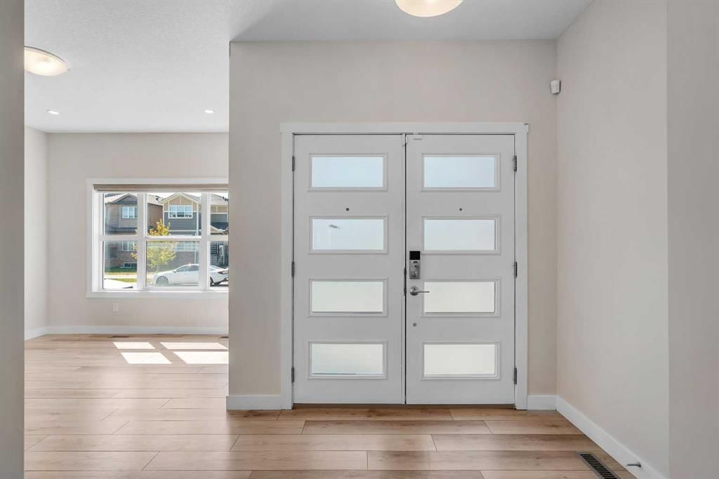 200 Homestead Drive NE, Calgary — photo 4 of 50