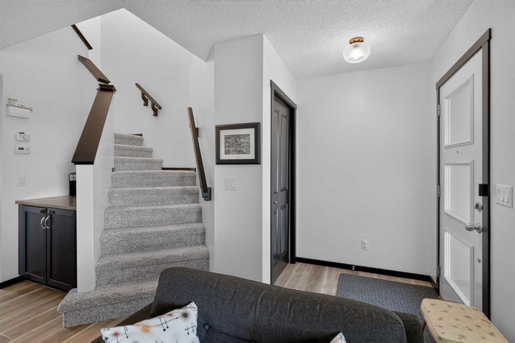 19 Marine Drive SE, Calgary — photo 3 of 50