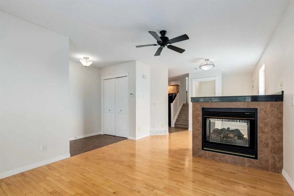 2234 15A Street SE, Calgary — photo 5 of 39