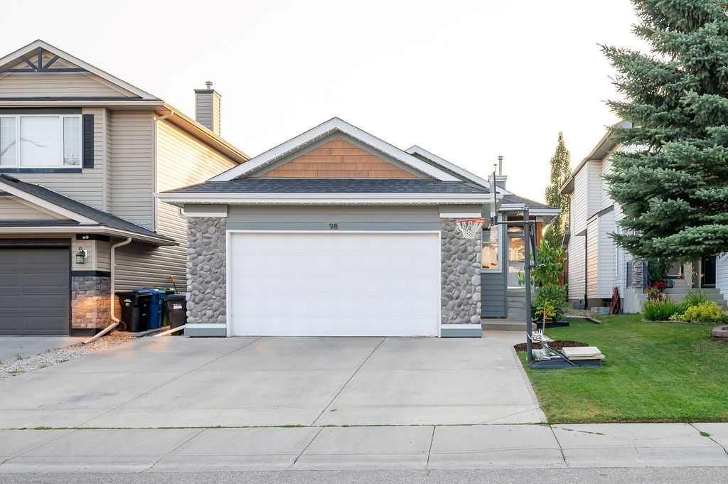 98 Chapala Grove SE, Calgary — main listing photo