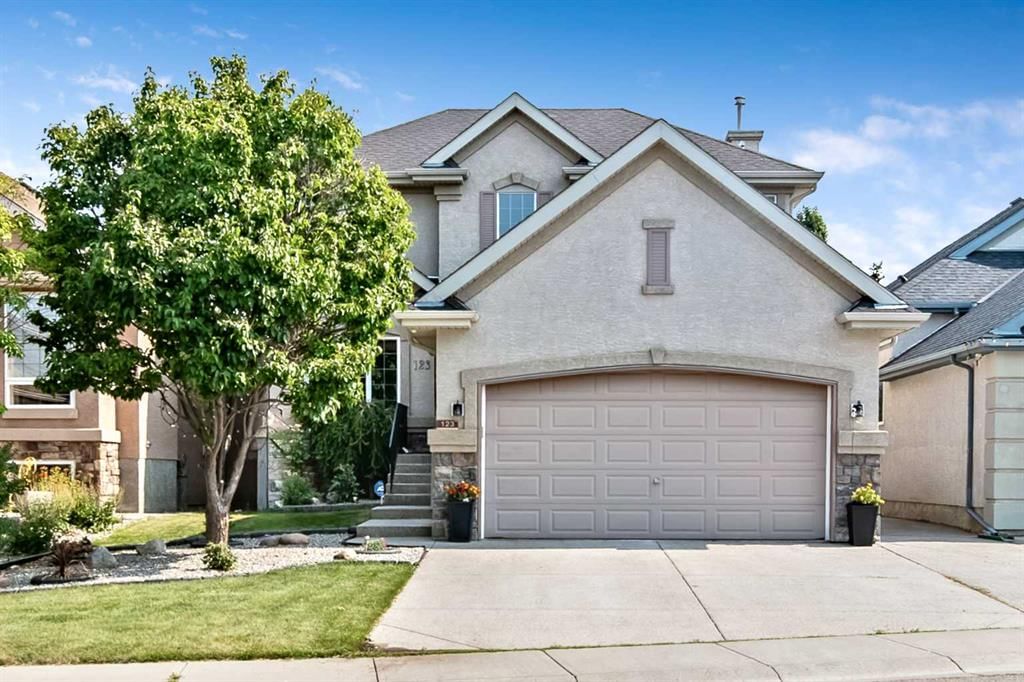 123 Cranwell Close SE, Calgary — main listing photo