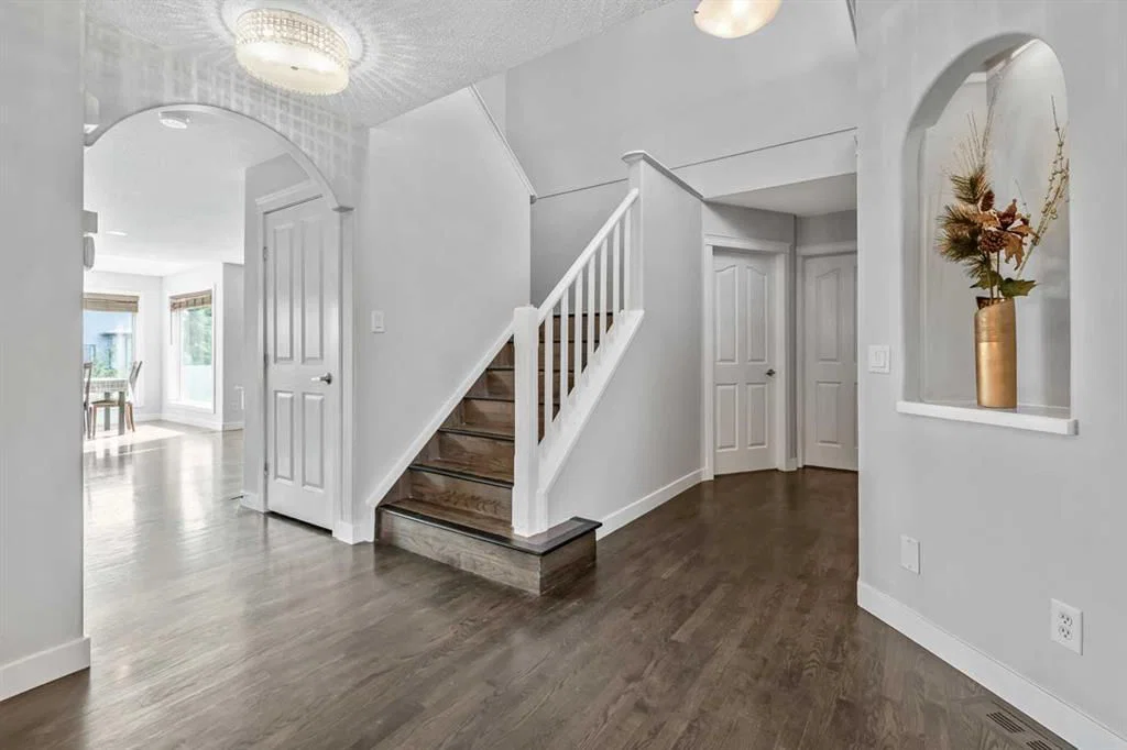 123 Cranwell Close SE, Calgary — photo 4 of 44