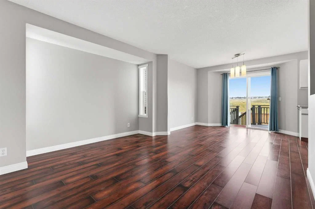 129 Hidden Spring Circle NW, Calgary — photo 5 of 42