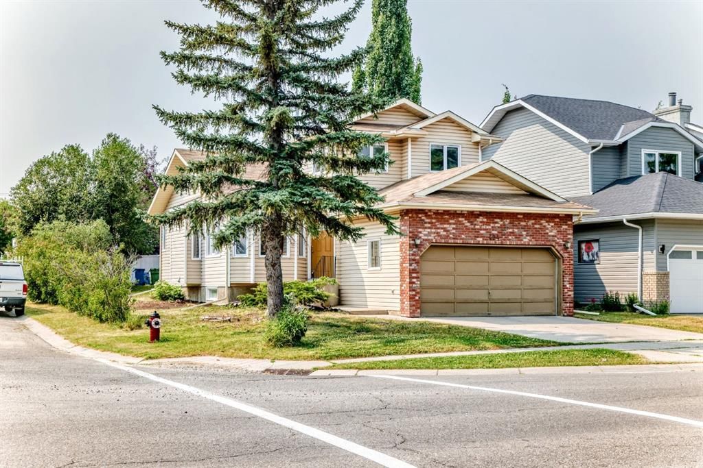 434 Millrise Drive SW, Calgary — photo 2 of 41