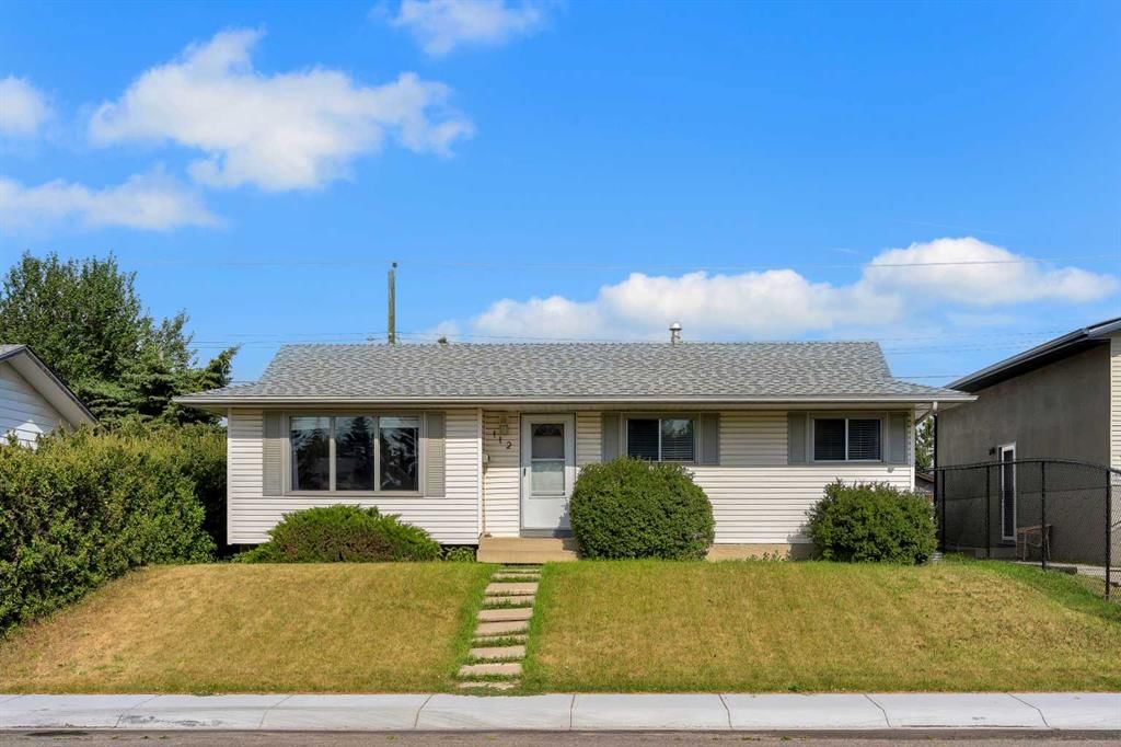 112 Penmeadows Close SE, Calgary — main listing photo