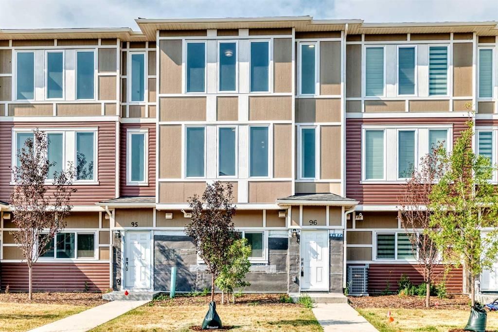 96, 145 Chelsea Mews, Chestermere — main listing photo