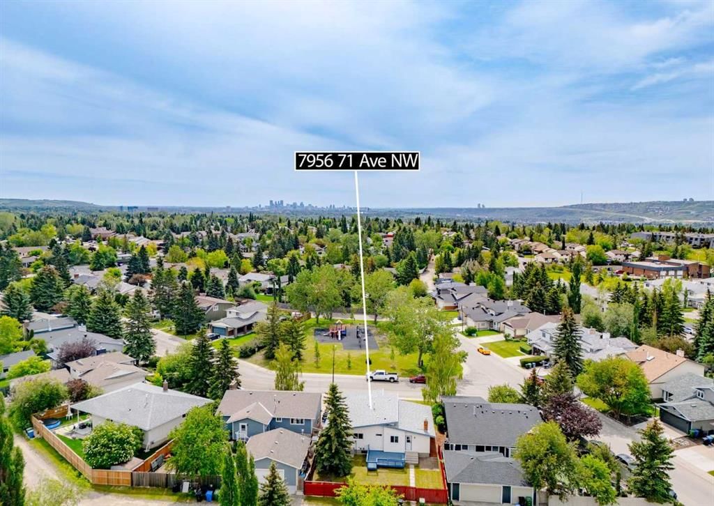 7956 71 Avenue NW, Calgary — main listing photo