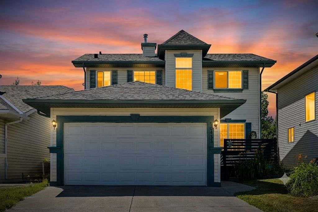 10433 Hidden Valley Drive NW, Calgary — main listing photo