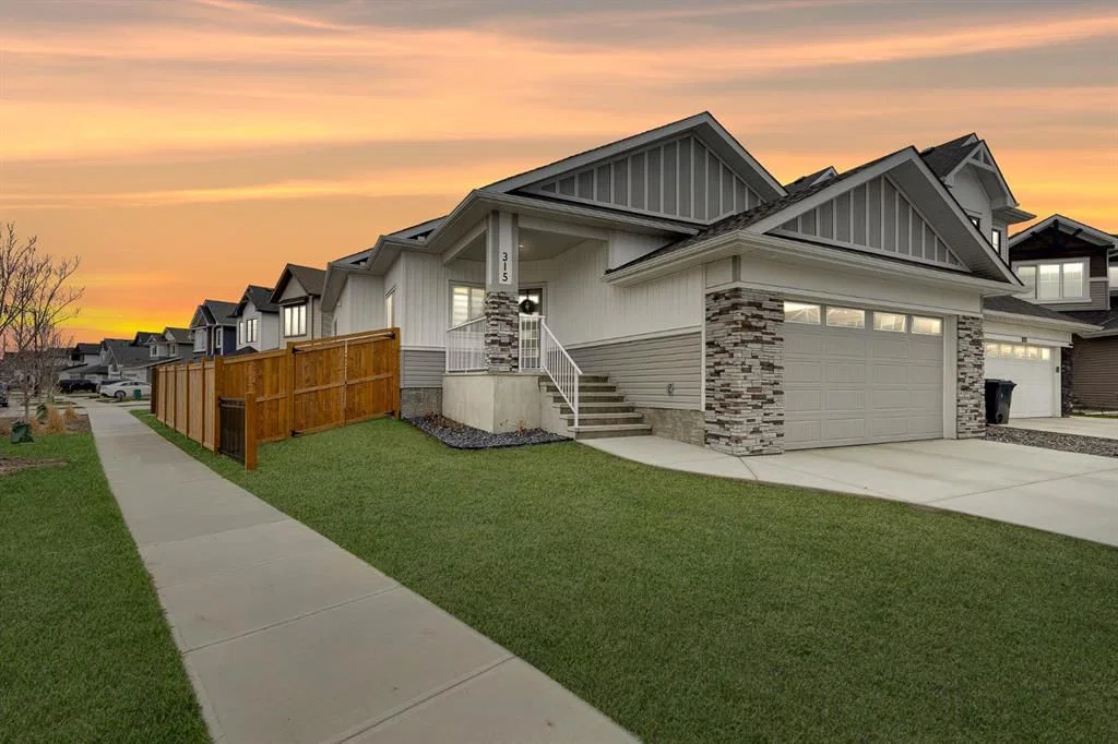 315 Monterey Place SE, Calgary — detached for sale