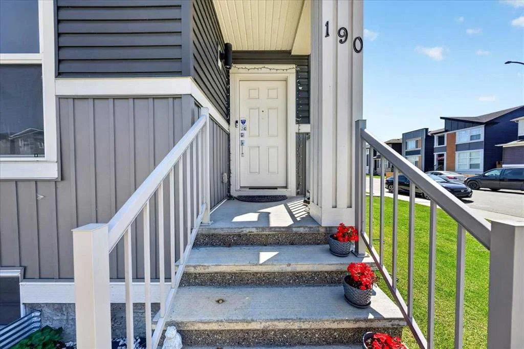 190 Cornerstone Crescent NE, Calgary — photo 5 of 50