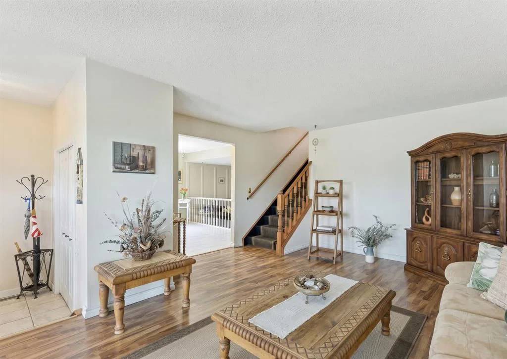 323 Ranchview Place NW, Calgary — photo 4 of 25