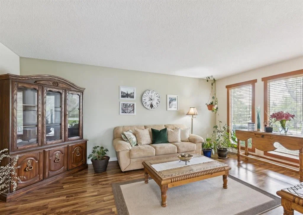 323 Ranchview Place NW, Calgary — photo 5 of 25