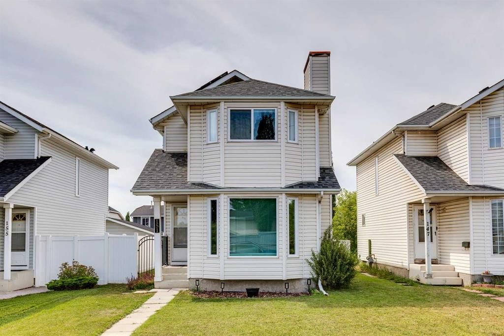 151 Rivercrest Close SE, Calgary — main listing photo