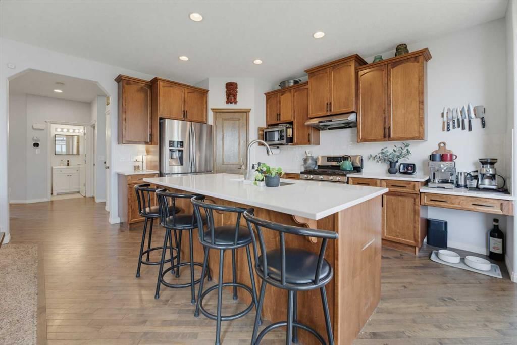 71 Pantego Way NW, Calgary — photo 5 of 48
