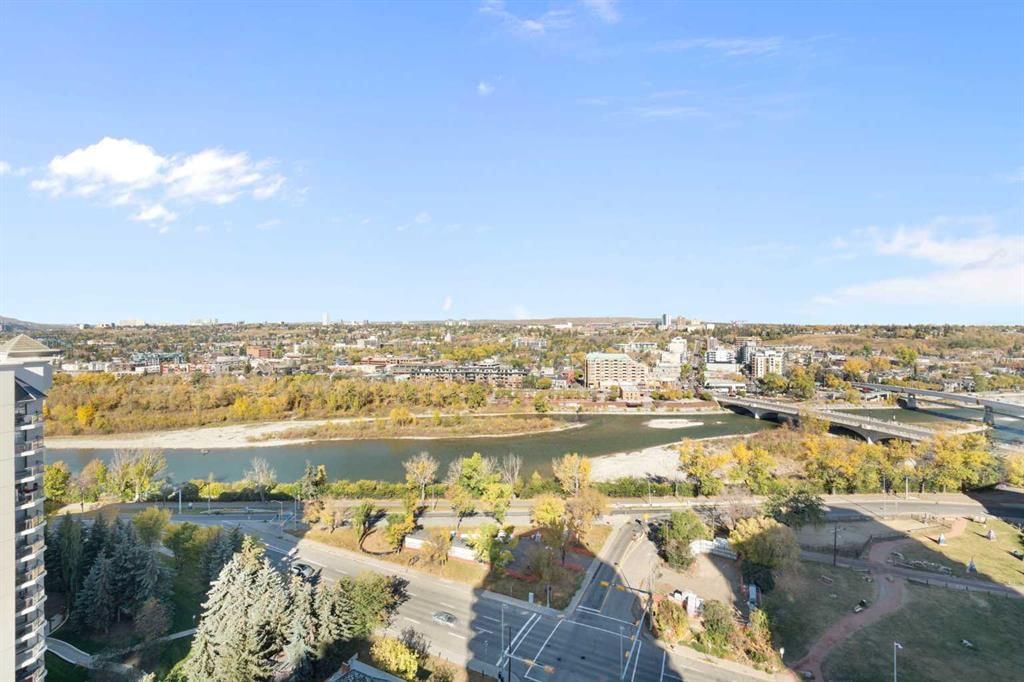 1901, 1088 6 Avenue SW, Calgary — photo 4 of 43