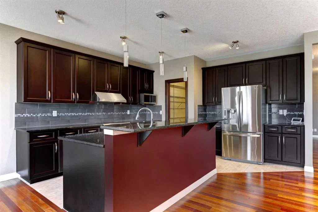 406 Silverado Boulevard SW, Calgary — photo 3 of 41