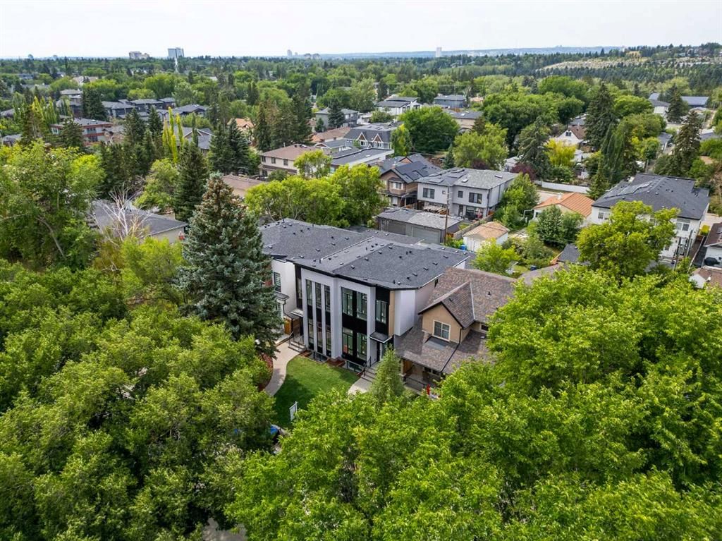 3613 2 Street NW, Calgary — photo 3 of 42