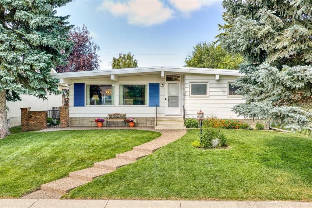 10407 2 Street SE, Calgary — main listing photo