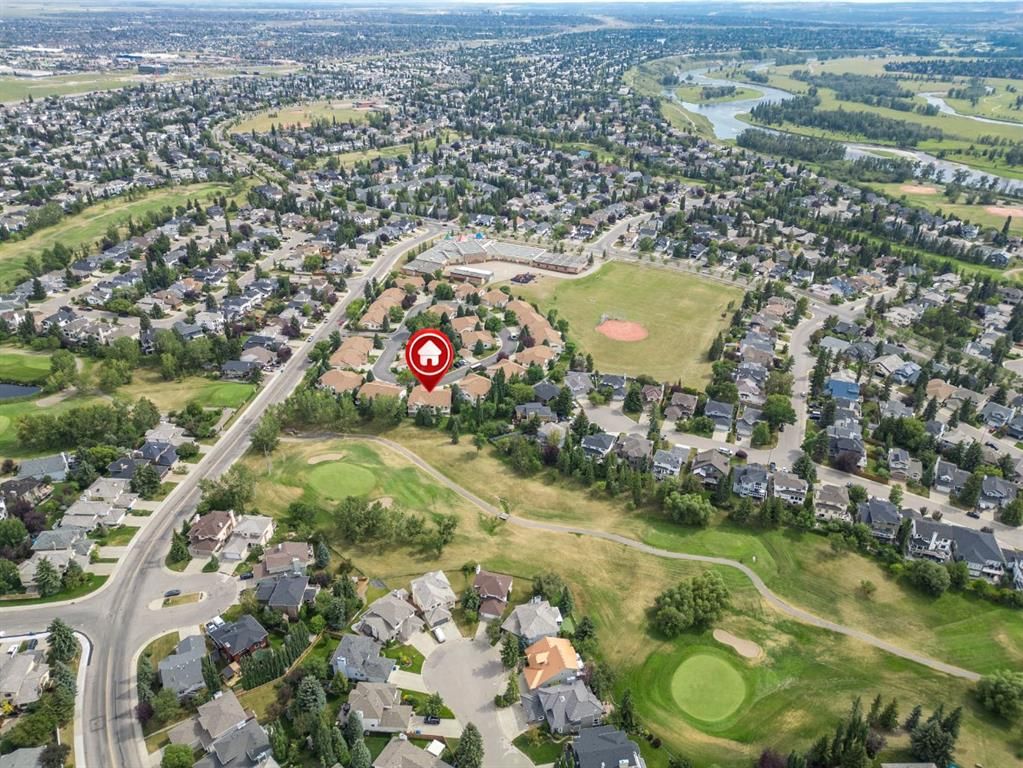 22 Douglas Woods Park SE, Calgary — photo 2 of 50