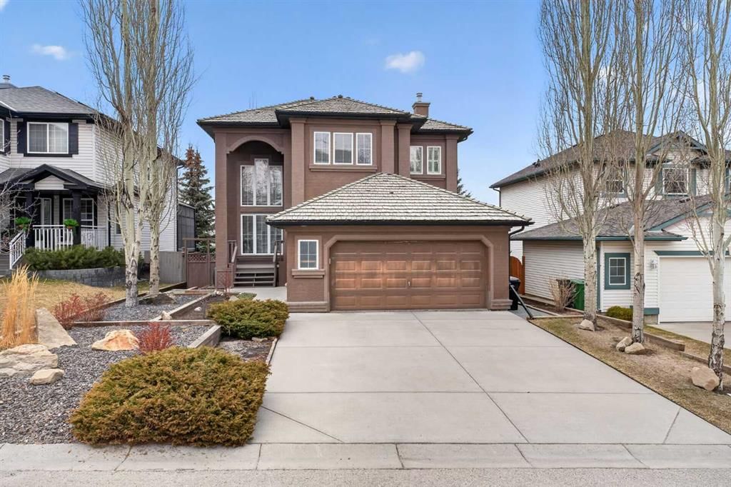 111 Valley Ponds Crescent NW, Calgary — main listing photo