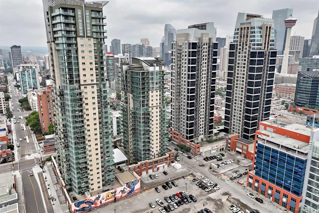 2403, 210 15 Avenue SE, Calgary — main listing photo