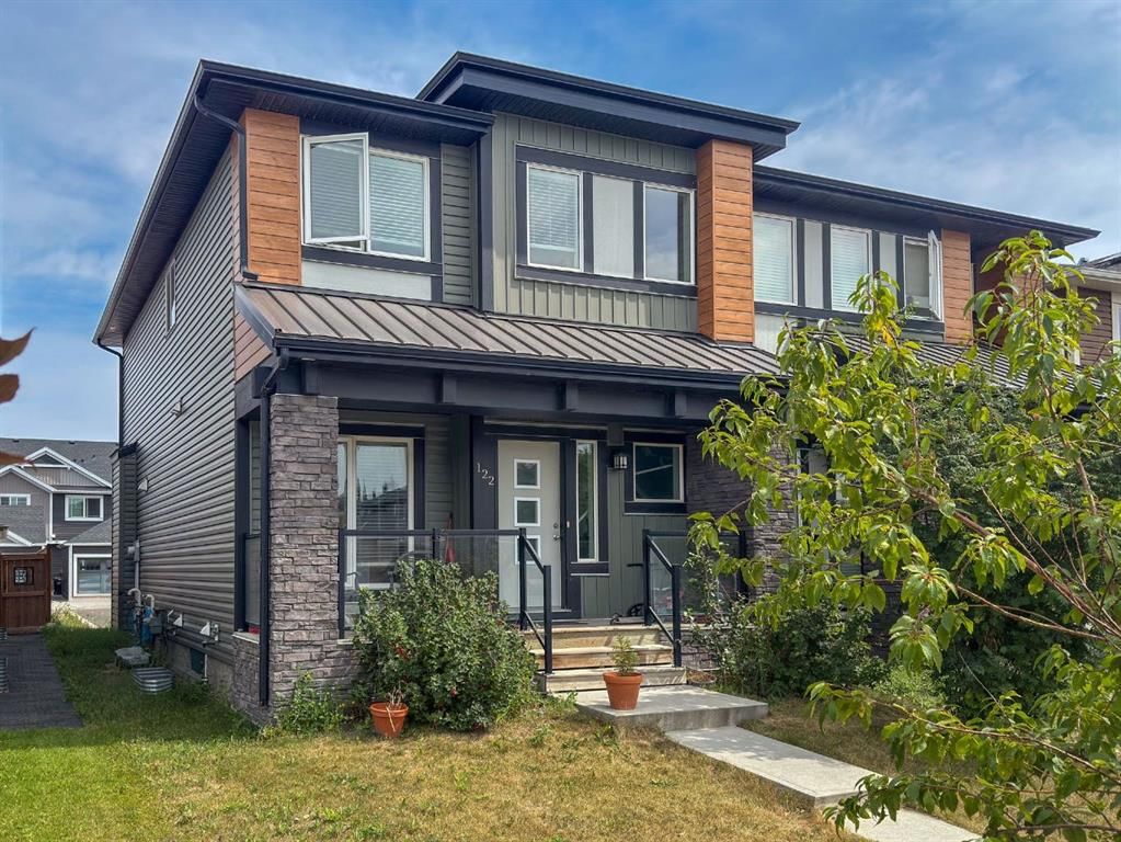 122 Midtown Boulevard SW, Airdrie — photo 2 of 38