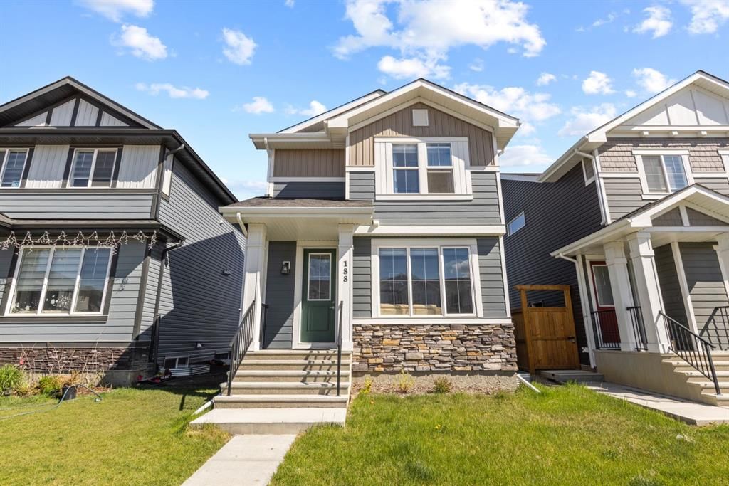 188 Waterford Heath S, Chestermere — main listing photo