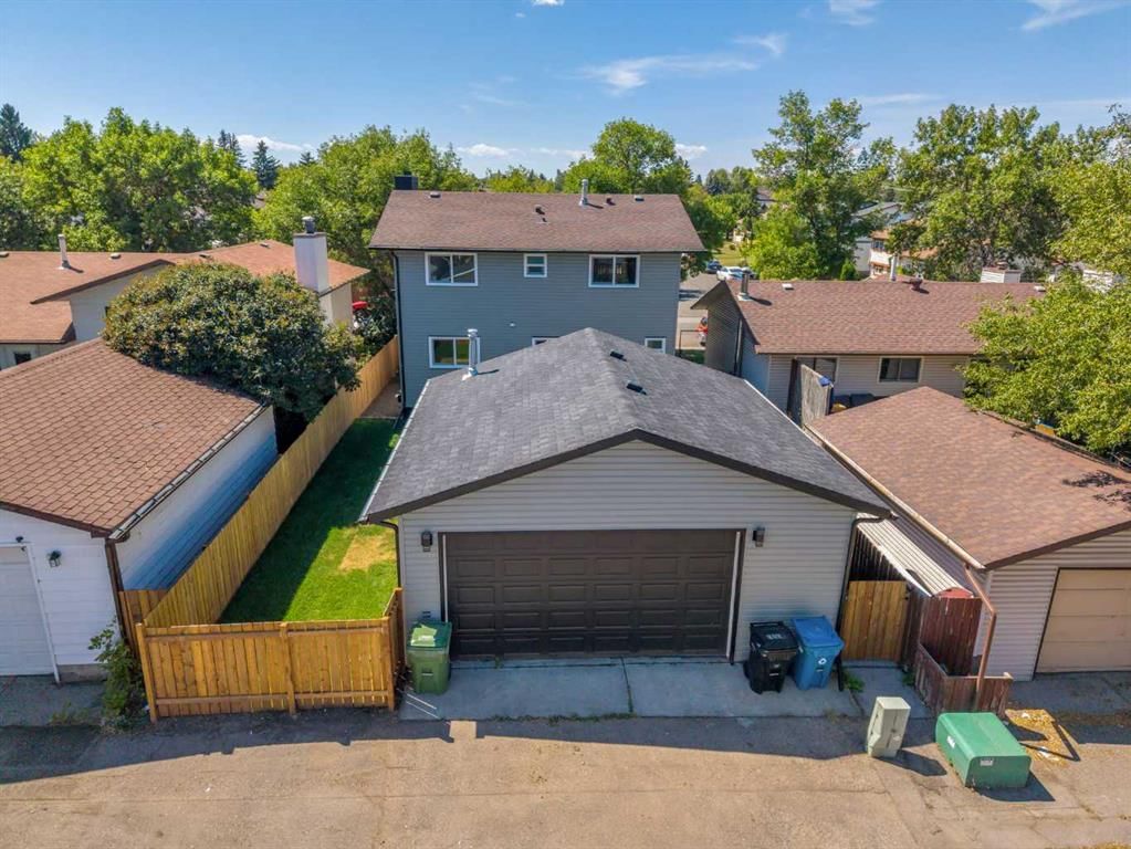 24 Templewood Road NE, Calgary — photo 4 of 42