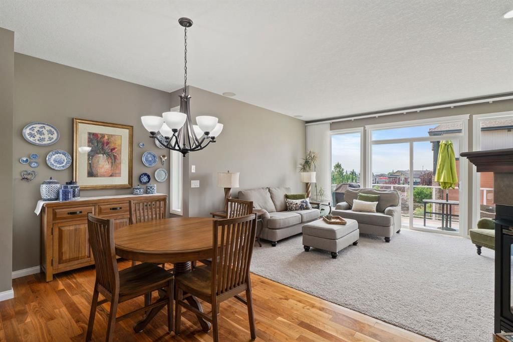 204 Sunset Square, Cochrane — photo 3 of 43