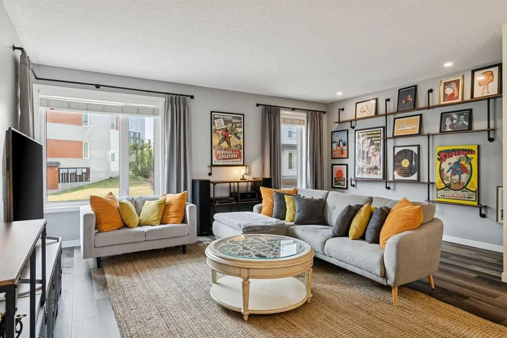 102 Shawnee Common SW, Calgary — photo 3 of 35