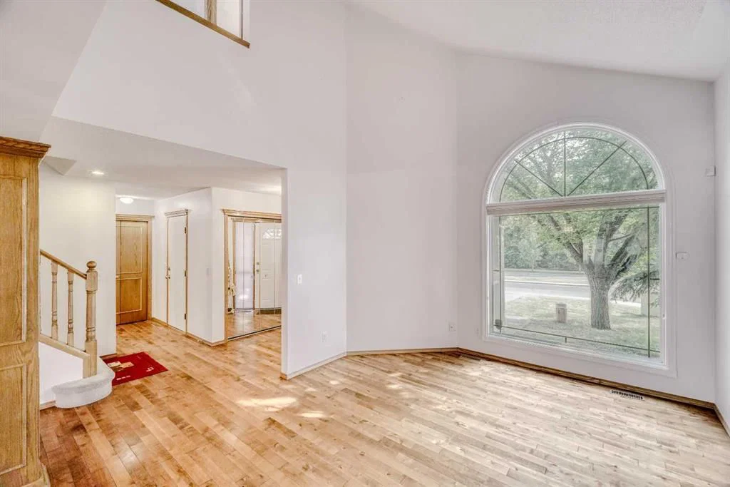 10057 Hamptons Boulevard NW, Calgary — photo 5 of 47