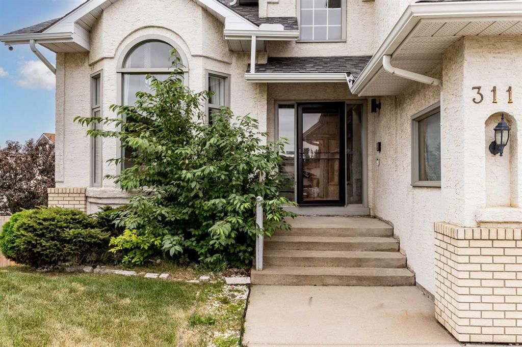 311 Hawkland Place NW, Calgary — photo 2 of 50