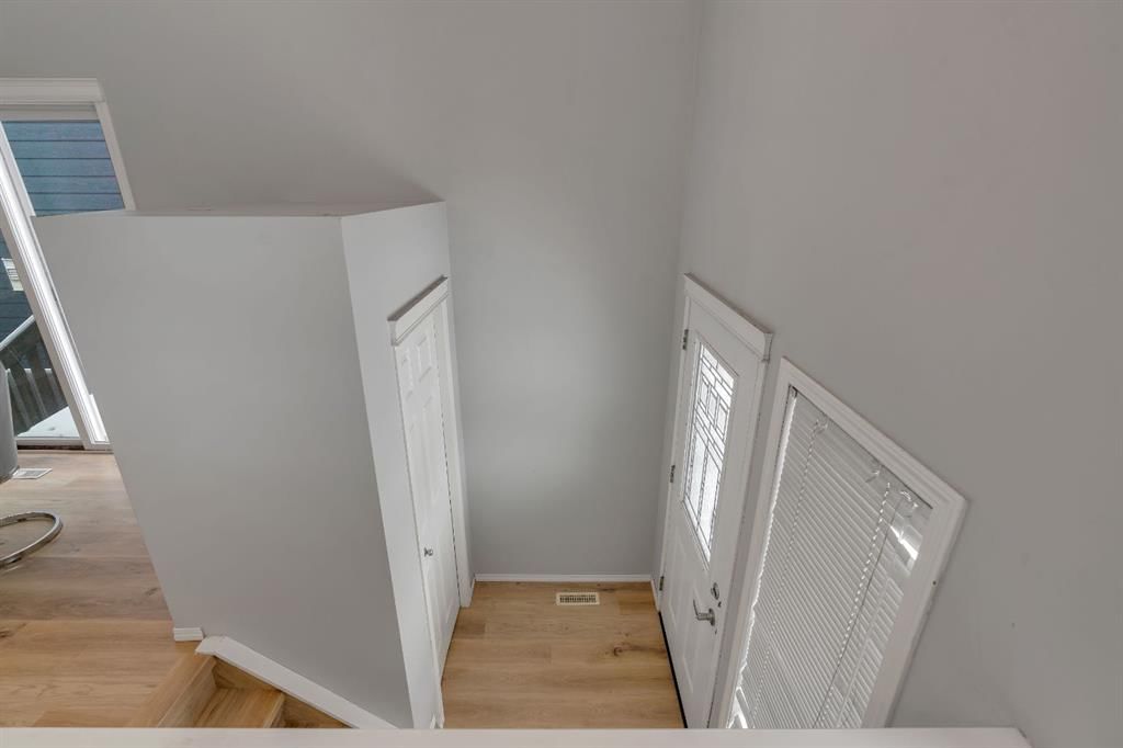 41 Saddlefield Drive NE, Calgary — photo 4 of 43