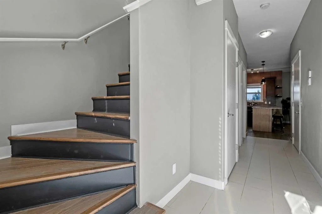 554 Redstone View NE, Calgary — photo 3 of 25