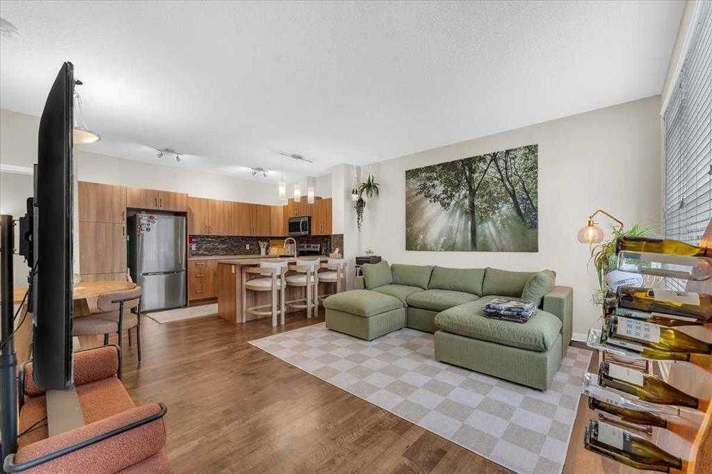 315, 10 Auburn Bay Avenue SE, Calgary — photo 4 of 48