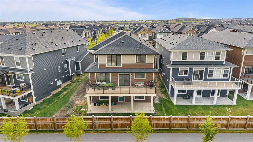 105 Homestead Crescent NE, Calgary — photo 3 of 50