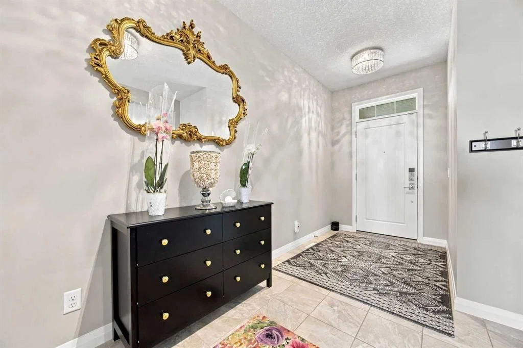 12 Masters Court SE, Calgary — photo 3 of 45