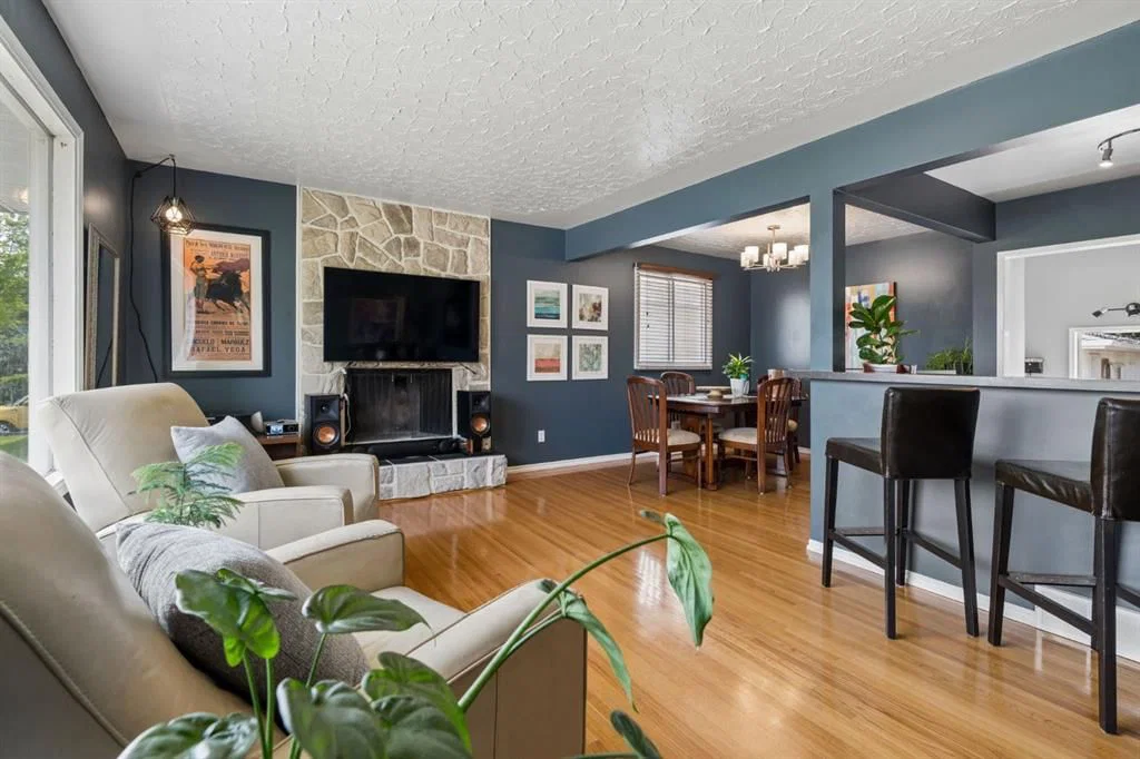 91 Winslow Crescent SW, Calgary — photo 5 of 45