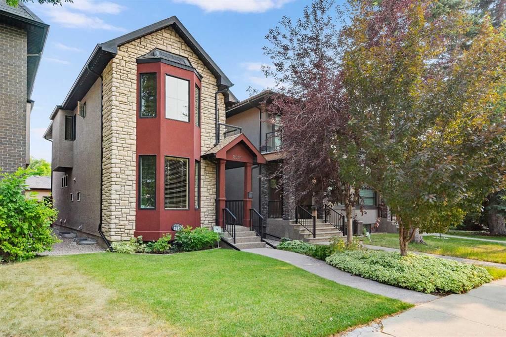 2526 3 Avenue NW, Calgary — photo 2 of 40