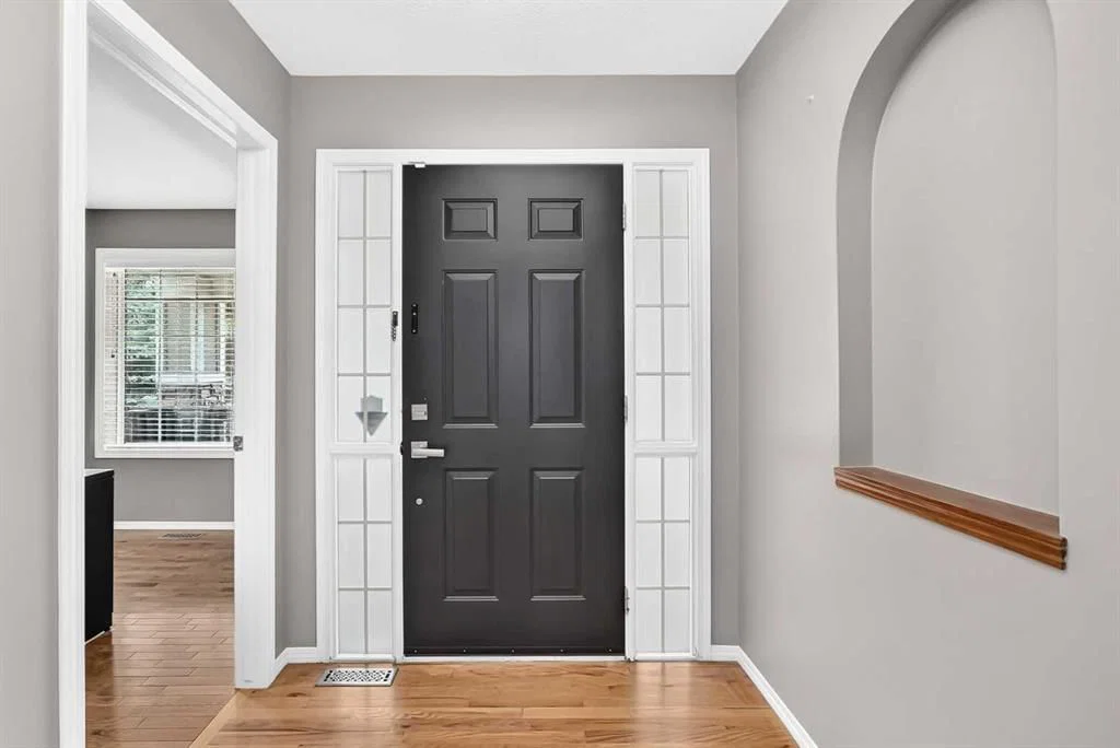 91 Sienna Park Terrace SW, Calgary — photo 3 of 50
