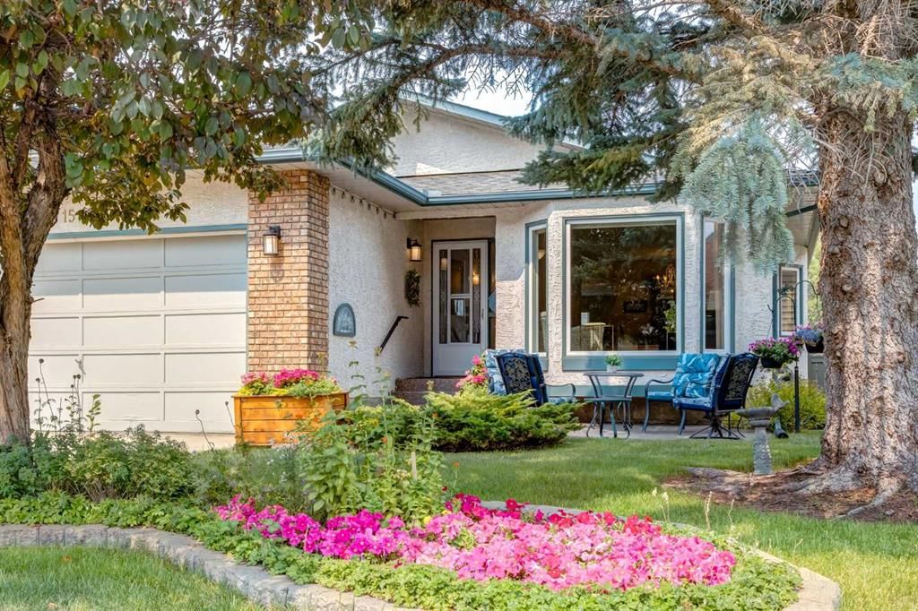 15 Sunrise Crescent SE, Calgary — photo 3 of 45